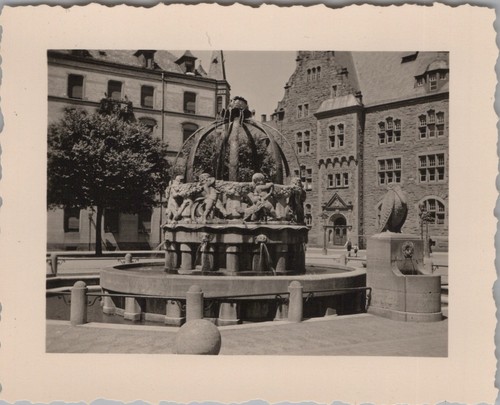 Foto karlsruhe marktbrunnen - foto,,