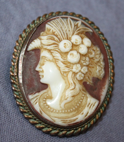 Grande broche camée verre - grande,