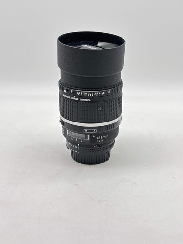 Nikon nikkor 135 f - dc-nikkor,