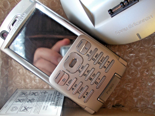 Sony ericsson p990i nuovo - sony,