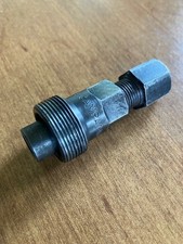 Strumento estrattore