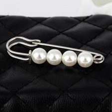 Elegante spilla di perle Mini