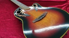 Chitarra acustica elettrica