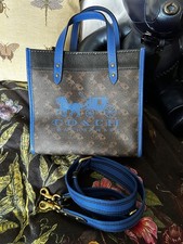 Borsa Coach Field 22 C8456 tracolla rivestita in tela e pelle per cavalli e carrozze