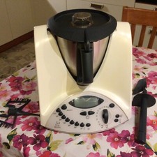 Vorwerk . Bimby TM 31  Robot da cucina ,colore bianco in ottimo stato completo.