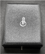 SCATOLINA E MEDAGLIA CON