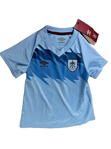 Burnley football shirt away - burnley,