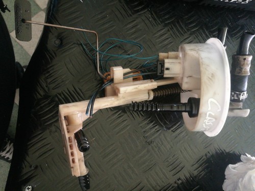 Pompa carburante mercedes - carburante,