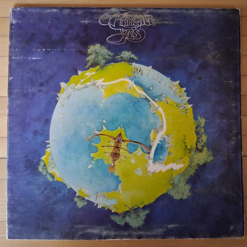 Yes fragile import 1971 - yes,