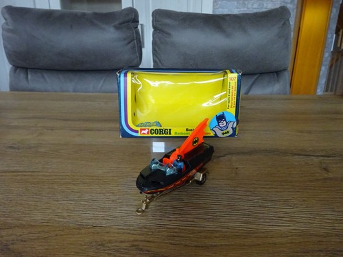 Corgi toys 107 batboat - corgi,