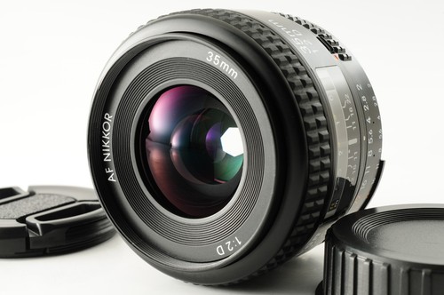 Near mint nikon - [near, af