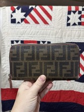 Autentico portafoglio Fendi