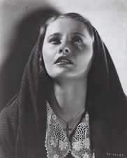 HOLLYWOOD BARBARA STANWYCK