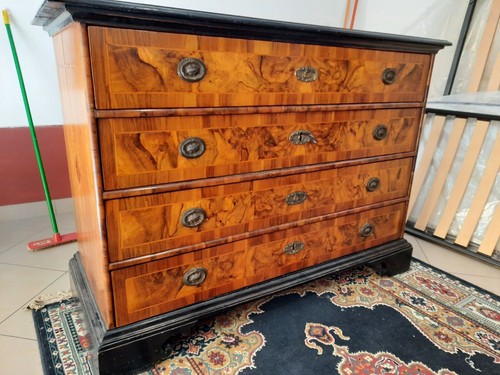 Canterano cassettone antico