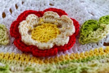 Centrino ovale a uncinetto con