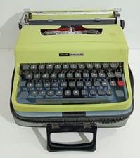 81051 Macchina da scrivere -