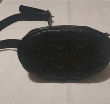 Stradivarius Marsupio