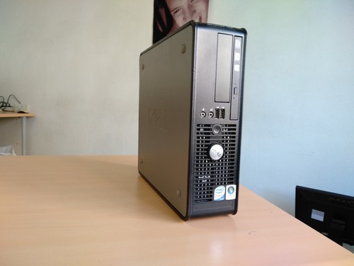 Computer desktop dell - pc,