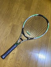 Racchetta da tennis usata