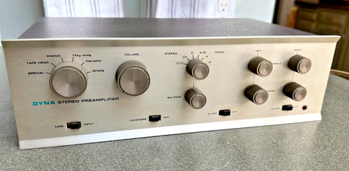 Preamplificatore valvolare