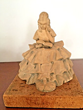 DAMA CHE LEGGE TERRACOTTA FIRMA BRUNO TORNATI  ALLIEVO  CACCIAPUOTI CM 19  X 15