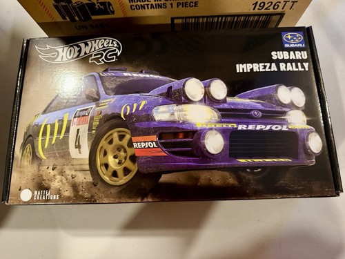 Mano hot wheels subaru - hot,