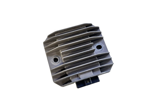 Regolatore raddrizzatore - regolatore,