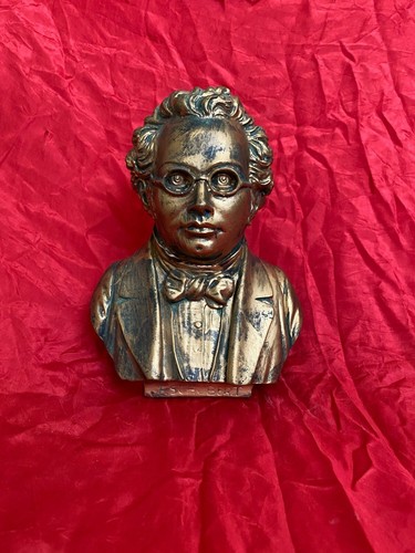 Busto statua famoso - busto,