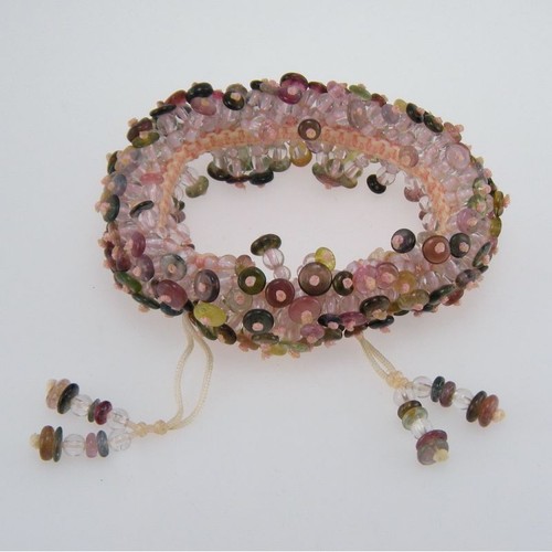 Bracciale intessuto mano - mano, con