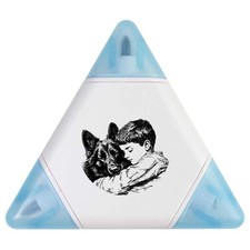 'Ragazzo che dorme con pastore