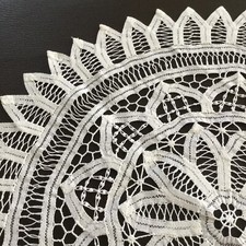 Centro vintage in merletto a fettuccia rinascimento rotondo 41 cm cotone bianco 