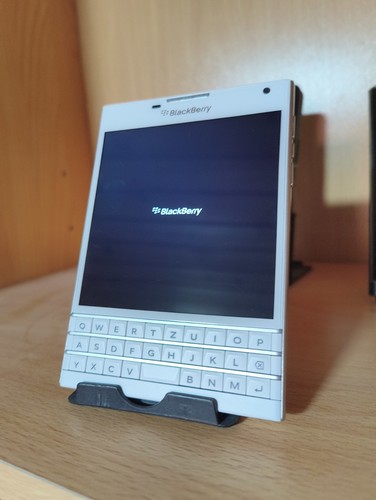 Blackberry passport - blackberry,