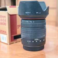 Sigma Compact Hyperzoom 28-200