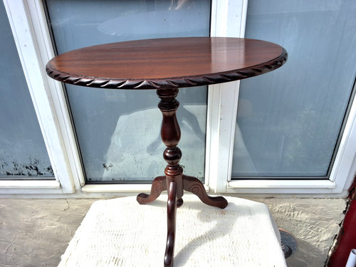 Vintage carved mahogany tone - vintage,
