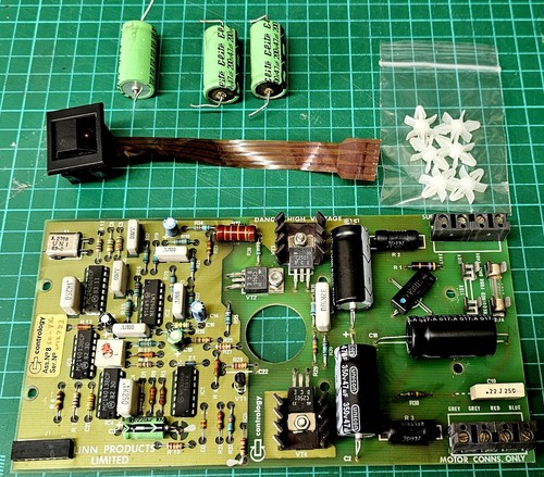 Alimentatore interruttore - e,