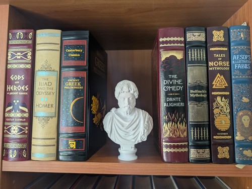 Piccolo busto bianco
