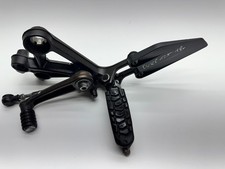 DUKE 125 1 pezzo poggiapiedi