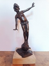 Scultura In Bronzo L'acquaiolo Fanciullo Su Anfora Gabriele Parente Equilibrio