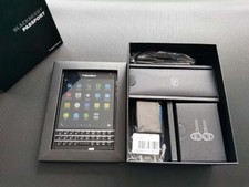 Sigillato - BlackBerry Passport Q30 32 GB 13 MP QWERTY tastiera cellulare SQW100-1