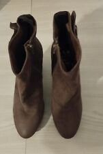 Stivaletti donna SAX in camoscio spazzolato col. Tortora. Tacco alto con plateau