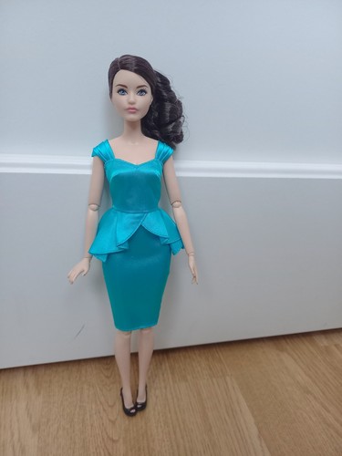 Poupée barbie signature - poupée,