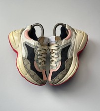 Sneakers Gucci Rhyton GG in