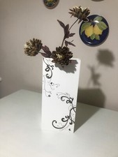 Vaso in legno laccato bianco