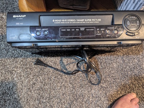 Sharp testine hifi - 4,