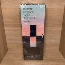Pantone Fashion Home + Guida