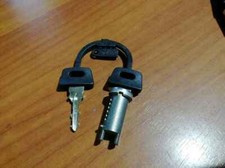 SERRATURA BAULETTO PIAGGIO VESPA PX125E PX150E PX200E ARCOBALENO ZADI 9085