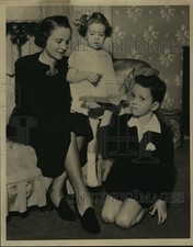 1937 Foto stampa Mrs Charles