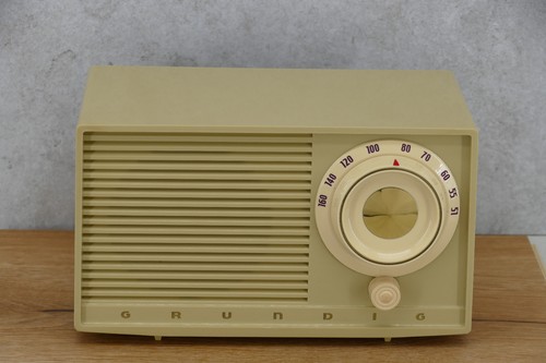Grundig type radio - type,
