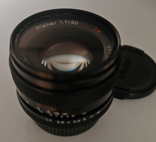 Carl zeiss planar - , mm