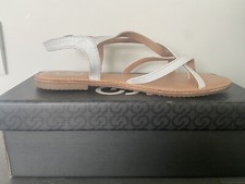 Sandali Shoelab. Colore